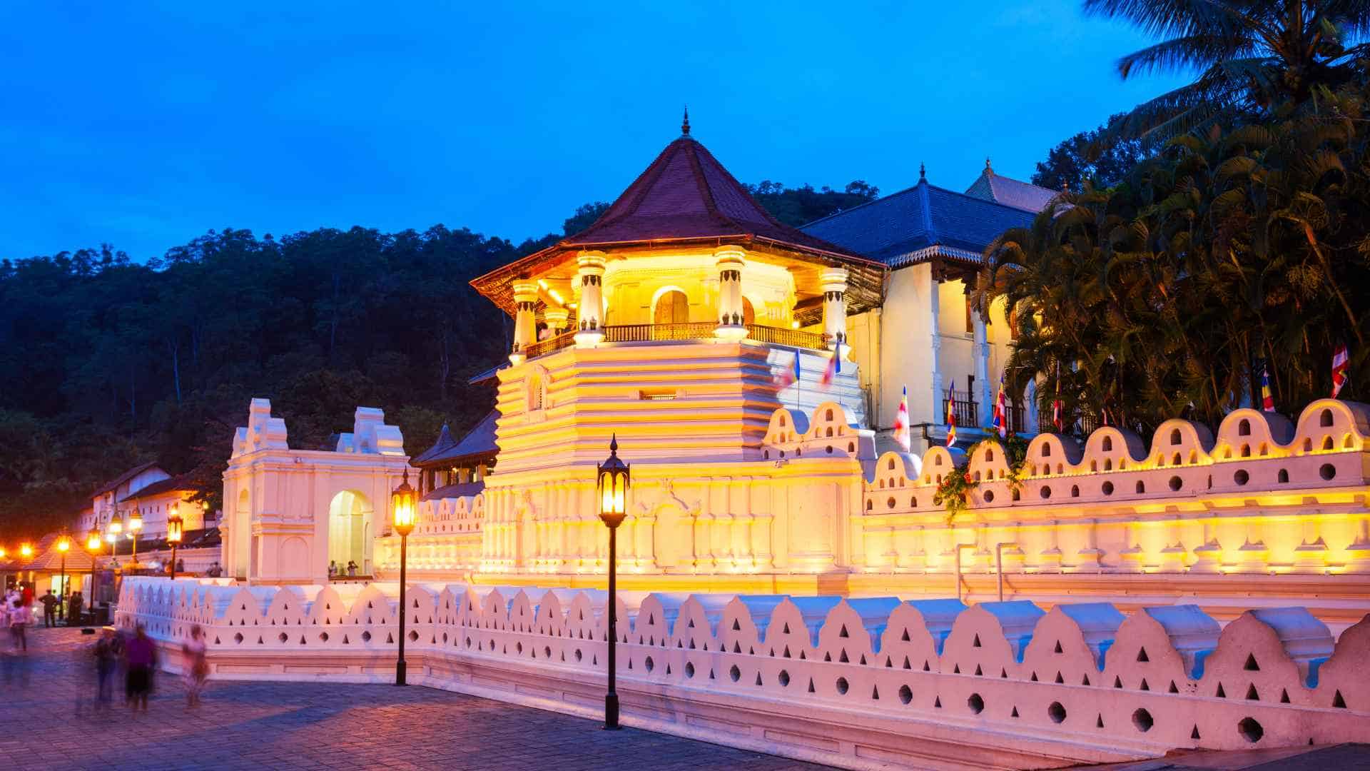 Temple of the Tooth Relic in kandy