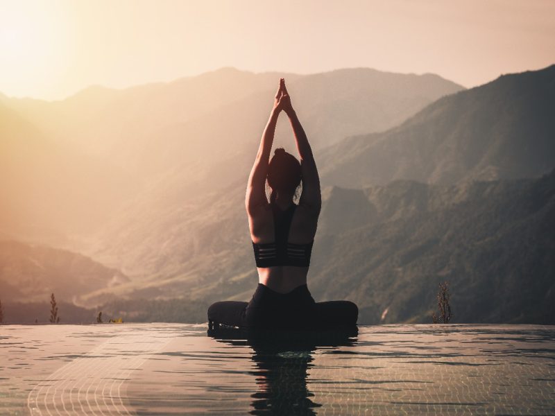 Woman performing yoga at Santanis' panchakarma detox
